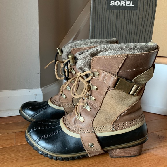 🚫SOLD🚫 Sorel Conquest Carly Short Free RARE sz 10 - Picture 2 of 8